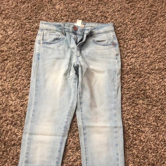 Forever 21 Light Blue Jeans - Picture 7 of 11